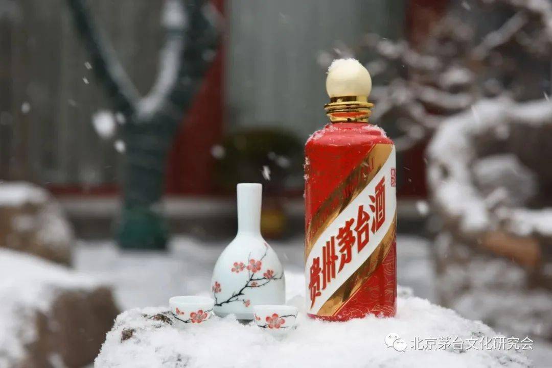 茅臺酒里面珠子值錢不_茅臺酒里面的珠子有收藏價值嗎_茅臺珠子留著有什么用