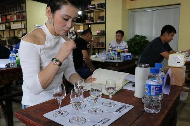 白酒有沒有保質期？是不是存放的時間越長越好？